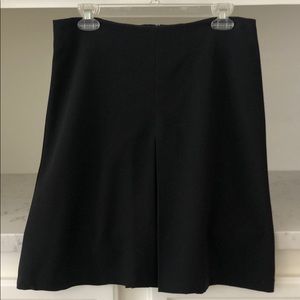 Black flare skirt with pleat in front